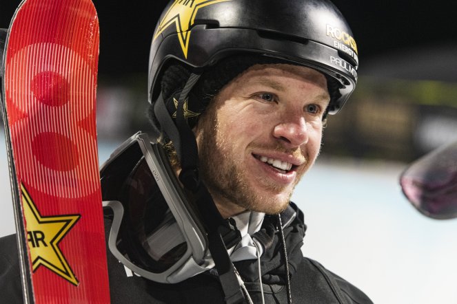 Olimpiadi Invernali: sciatore americano elogia Pechino 2022, Twitter gli sospende l’account.